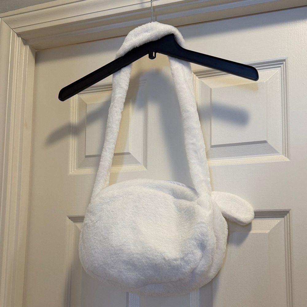 Miniso Crayon Shinchan Collection Shoulder Bag, White Fluffy, NWT - Picture 7 of 12